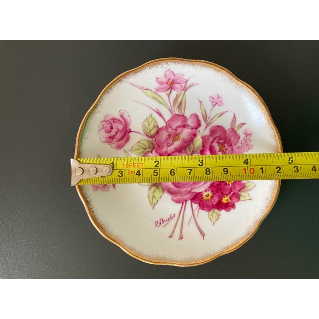 Hot Pink Victorian English Pink Flower Porcelain Jewelry Dish With Gold Rim by Roslyn For Sale - Image 8 of 12