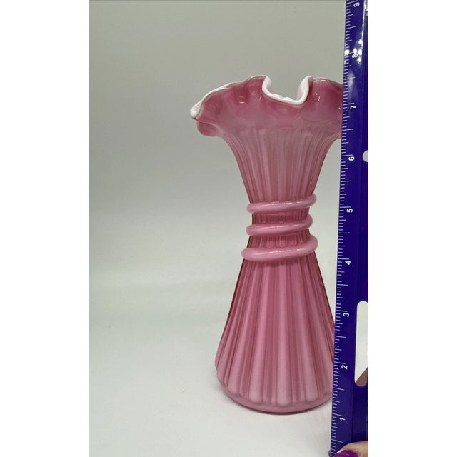 Mid-Century Modern Vintage MCM Fenton Wheat Vase For Sale - Image 3 of 4