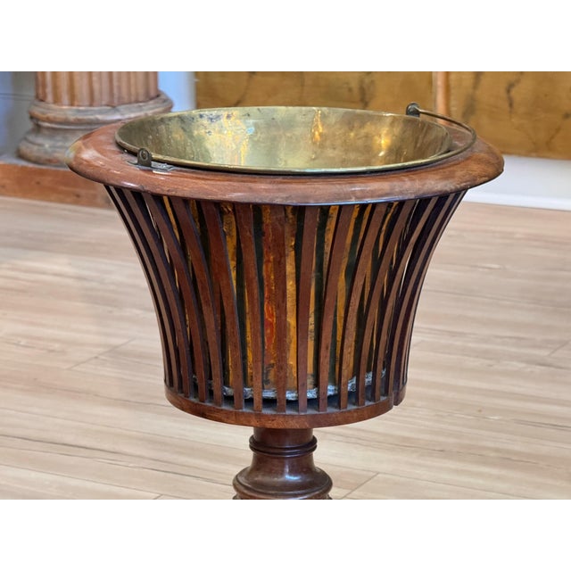 Early 19th Century English Mahogany and Brass Peat Bucket For Sale - Image 4 of 10