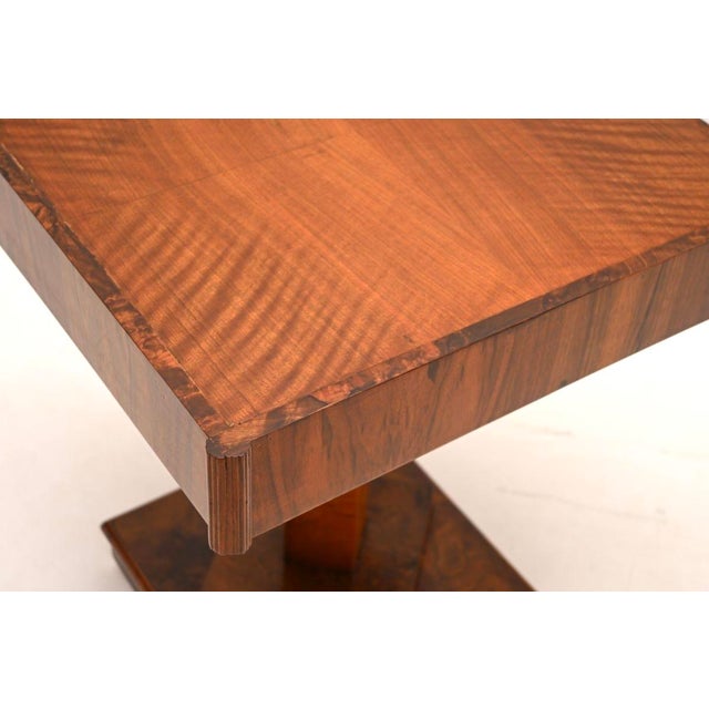 Art Deco Figured Walnut Side Table, 1930 For Sale - Image 6 of 8