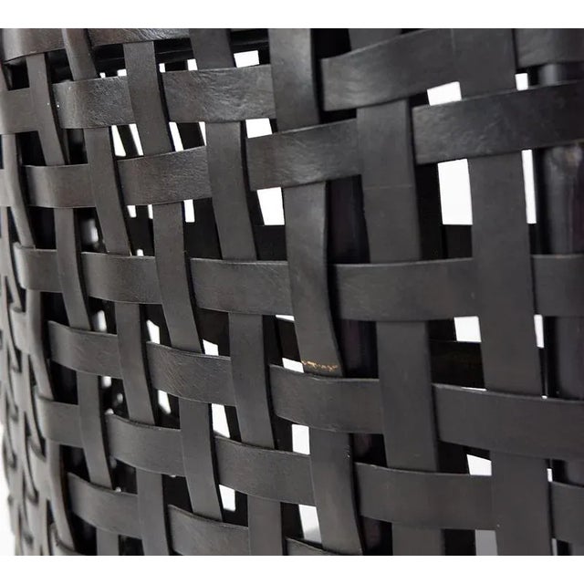 Measures : 71cmx63cm H:71cm SH:36cm Materials : Leather - wood