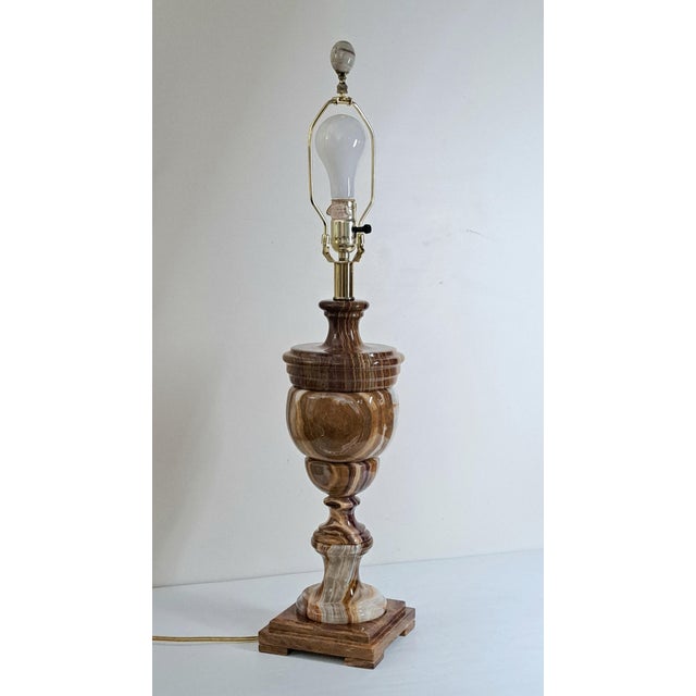 Hollywood Regency Vintage Banded Onyx Marble Urn Table Lamp With Stone Finial For Sale - Image 3 of 13