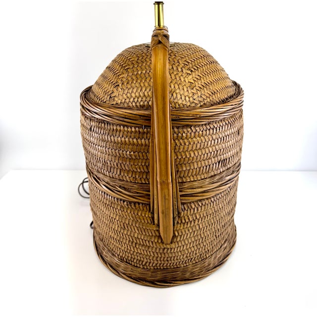 1960s Mid-Century Modern Woven Rattan Basket Table Lamp With Brass Hardware For Sale - Image 11 of 14