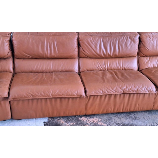 Animal Skin Large Italian Five-Piece Modular Corner Sofa Set in Cognac Leather, 1970s For Sale - Image 7 of 15