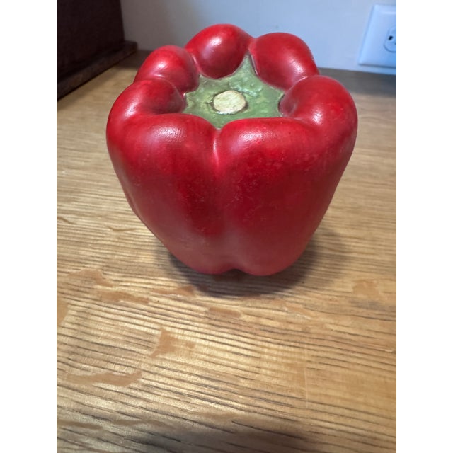 Mary Kirk Kelly Trompe L’Oeil Ceramic Red Bell Pepper Sculpture For Sale In Indianapolis - Image 6 of 9