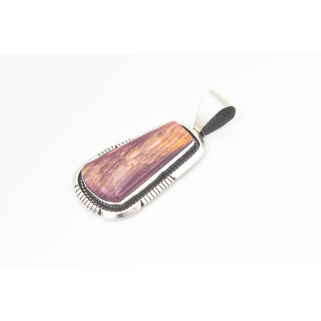 Late 20th Century Zuni Native American Spiny Oyster Sterling Silver Oblong Pendant by Sensa Eustace For Sale - Image 5 of 9