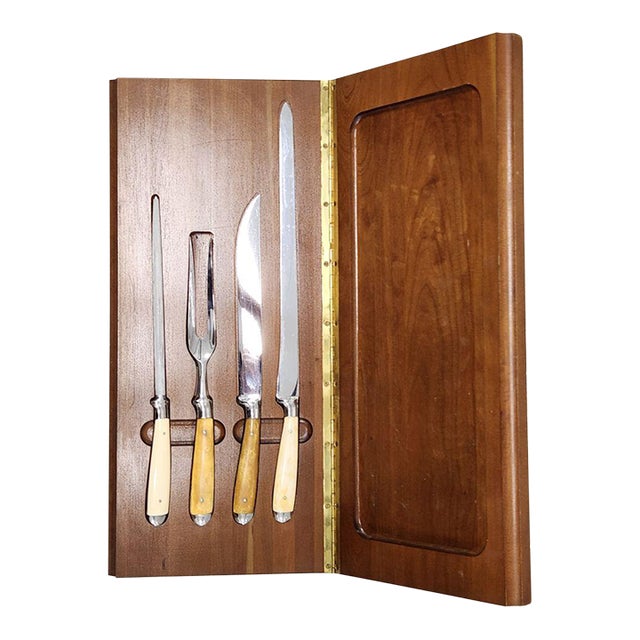 1960s Limited Edition Vintage Robeson Antler Carving Set - Two Knives, Fork, Sharpener in Wood Box For Sale