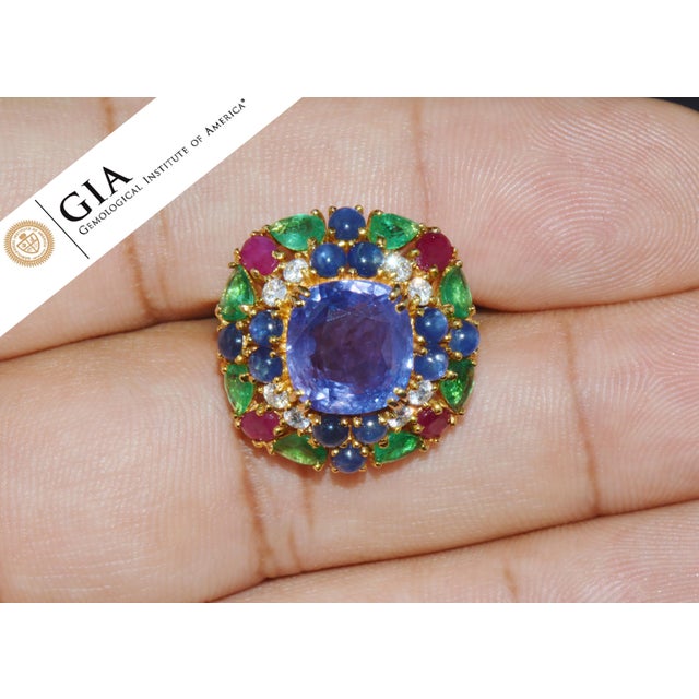 Gia Natural 11.84cts vs F Diamond No Heat Sapphire Ruby Emerald 18k Gold Dinner Cocktail Ring, Size 6.75 For Sale - Image 9 of 13