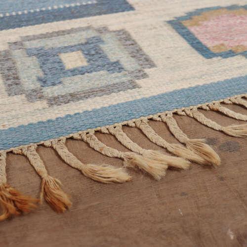 Mid-Century Swedish Handmade Flat Weave Rug For Sale - Image 4 of 13