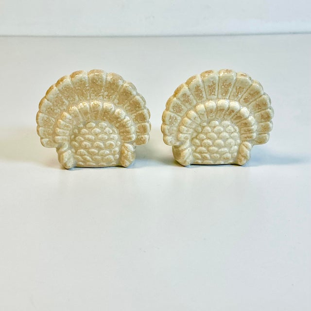 Tan 1970s Vintage Boho Chic Americana Ceramic Trompe L’Oeil Turkey Salt and Pepper Shakers - A Pair For Sale - Image 8 of 11