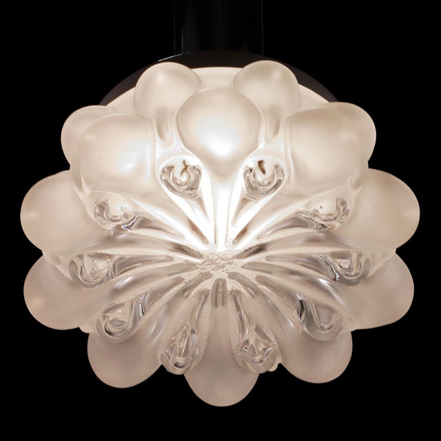 Mid-Century Modern Pendant Lamp in Iconic Bubble-Design by Helena Tynell for Honsel, 1970s For Sale - Image 3 of 16