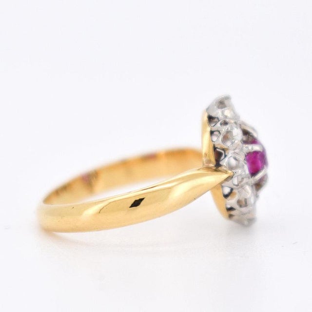 Belle Époque Ruby and Diamond Ring, 1890s-1910s For Sale - Image 6 of 13