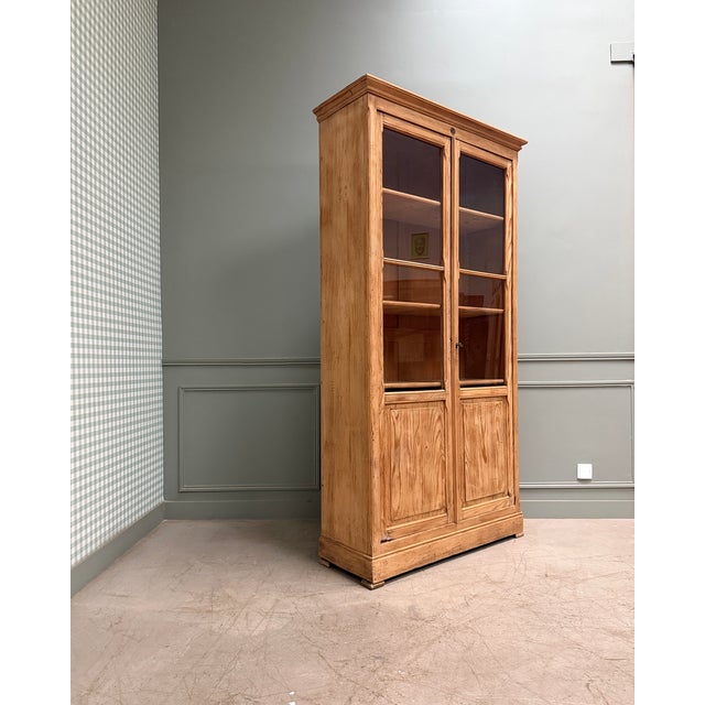 Wood Vintage Display Case from Delagrave, 1931 For Sale - Image 7 of 16