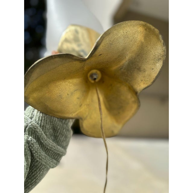 1970s Pair of Sculptural Mid-Century Table Lamps With Lucite-Style Shades & Brass Bases For Sale - Image 11 of 18