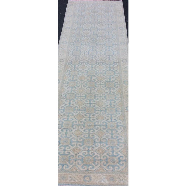Keivan Woven Arts Khotan Runner with All-Over Geometric Pattern. Keivan Woven Arts / rug MP-1911-10719 country of origin /...