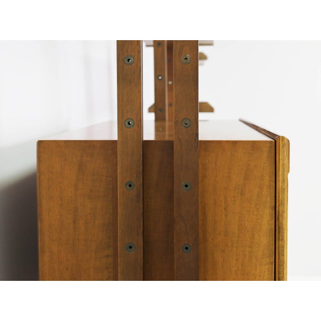 Floor-to-Ceiling Bookcase in the style of Franco Albini, Italy, 1960s For Sale - Image 9 of 18