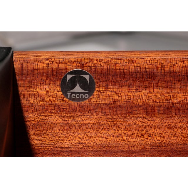 T96 Executive Corner Desk in Black Lacquered Wood by Osvaldo Borsani for Tecno, 1950s For Sale - Image 17 of 18