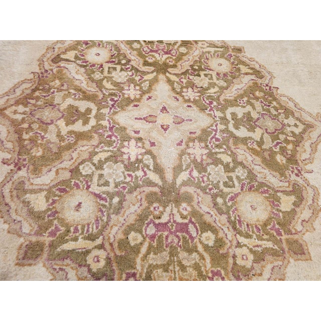 19th Century Handwoven Amritsar Rug, Wool Medallion Design, 10' x 13' For Sale - Image 15 of 18