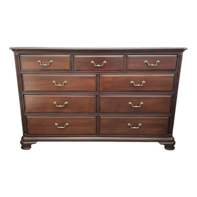Kincaid Furniture - Hadleigh Drawer Dresser - 607-130 For Sale
