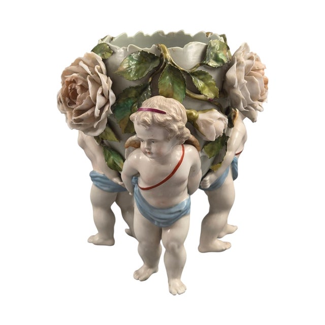 Rococo German Sitzendorf Porcelain Cherub Egg Vase, 1902 For Sale - Image 3 of 11