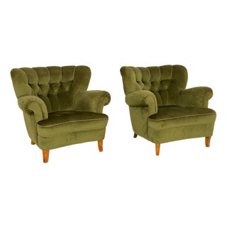 Modern Lounge Chairs in Olive Mohair Velvet, Sweden, 1940, Set of 2 For Sale