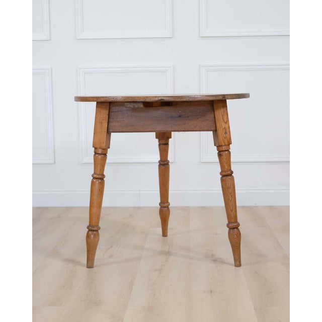 Brown 18th Century Pine Cricket Table For Sale - Image 8 of 8