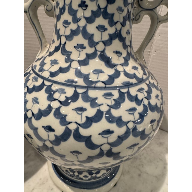 Beautiful Pair of Vintage Blue and White Vases For Sale - Image 4 of 8