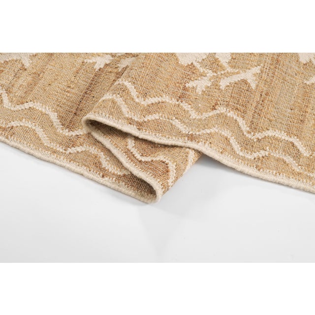 Erin Gates by Momeni Orchard Ivory Mughal Hand Woven Rug 2'X8' Runner For Sale - Image 10 of 11