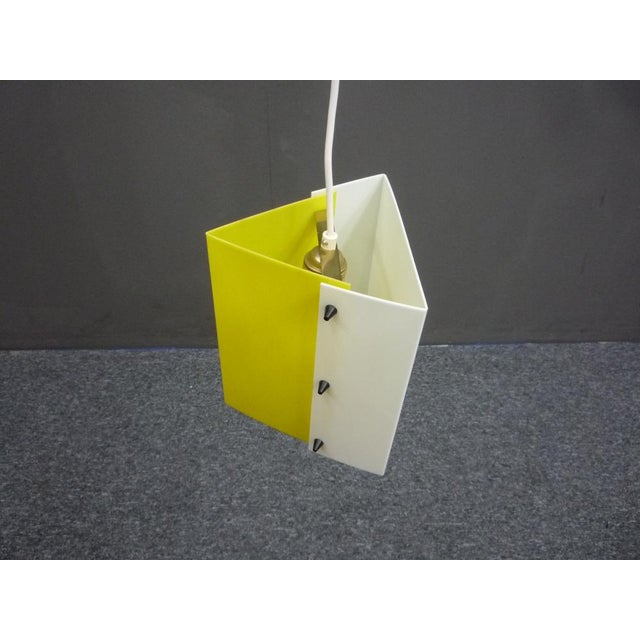 Here comes something very special. Cute hanging lamp in new condition. They come from old stock and have never been used....