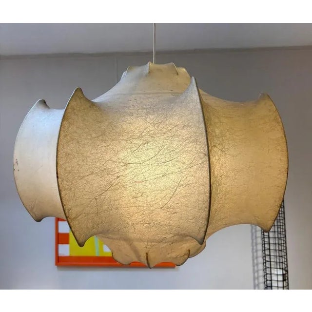 1960s Viscontea Hanging Lamp attributed to Achille & Pier Giacomo Castiglioni for Flos, 1960s For Sale - Image 5 of 7