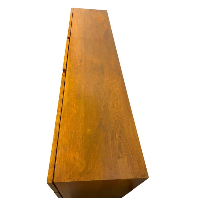 Brown 1970s Milo Baughman for Lane Mid-Century Modern Burl Wood Credenza For Sale - Image 8 of 11