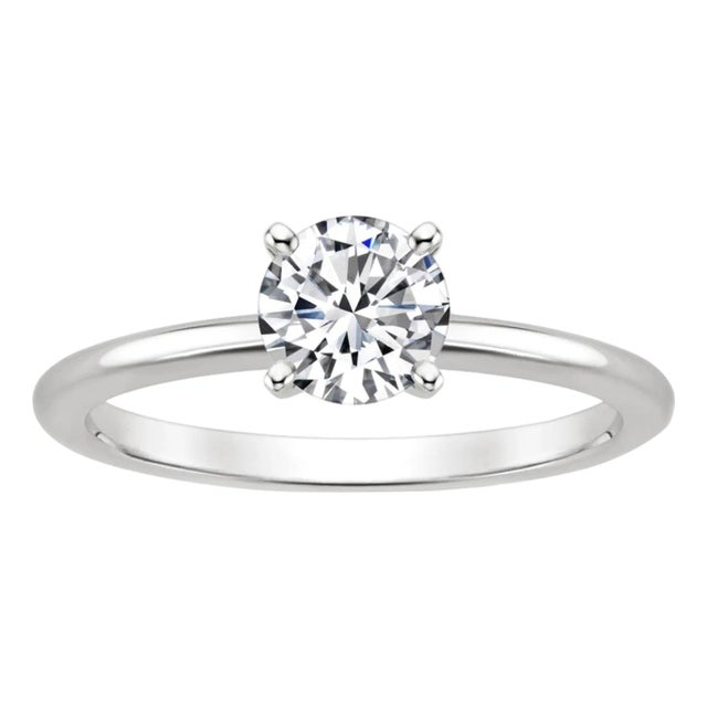 1 Carat Diamond Traditional Engagement Ring 14 Karat White Gold For Sale