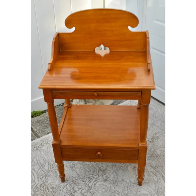 Lexington Cherry Table Americana Style Vintage Stand Pull Out Drawer For Sale - Image 10 of 12