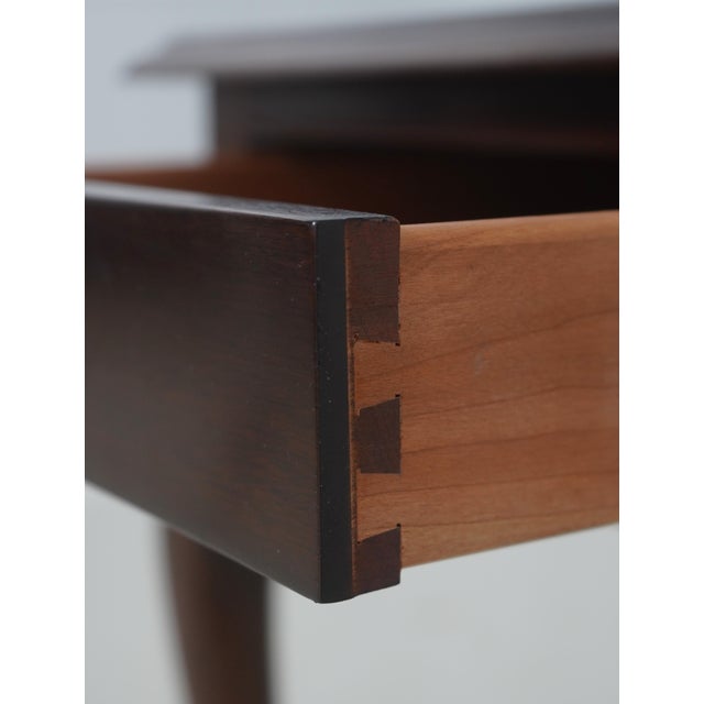 Stickley Stickley Queen Anne 1 Drawer Mahogany Lamp Table For Sale - Image 4 of 17