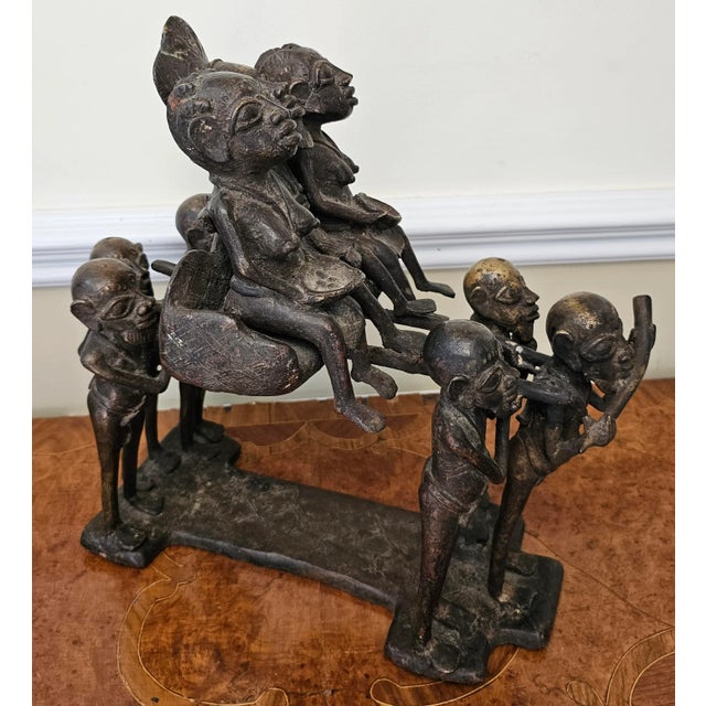 African Bronze Figural Group of African Royal Family on Carrier and Attendants, Circa 1920s For Sale - Image 3 of 11