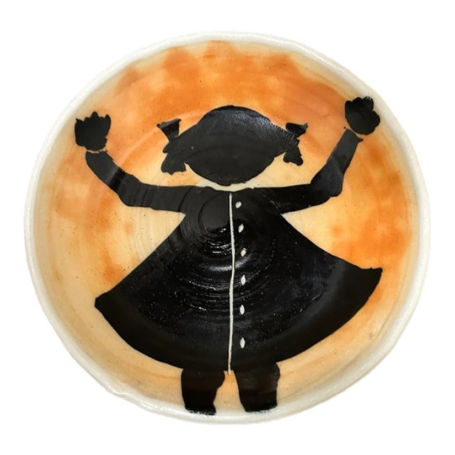 Kurt Anderson Pottery Contemporary Style Girl With Hands Raised Motif Shallow Bowl (21st Century) (American) For Sale