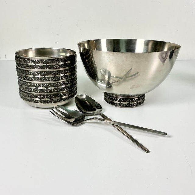 Metal 1970s Mid-Century Danish Modern Gustavia Boho Chic Swedish Salad Bowls Set - 7 Pieces For Sale - Image 7 of 18