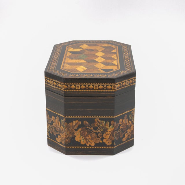 Hexagonal Tunbridgeware Tea Caddy by Thomas Barton, English, Circa 1865 For Sale - Image 4 of 15
