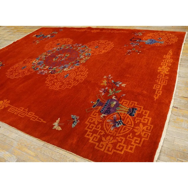 1920s Ruby Red Vase Medallion Antique Chinese Art Deco Carpet 9' X 12' Knotted Wool Rug For Sale - Image 4 of 11