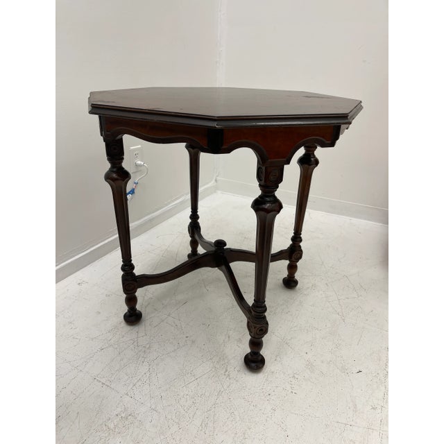 Early 20th Century Flame Mahogany Side Table with Burl Accents For Sale - Image 4 of 12