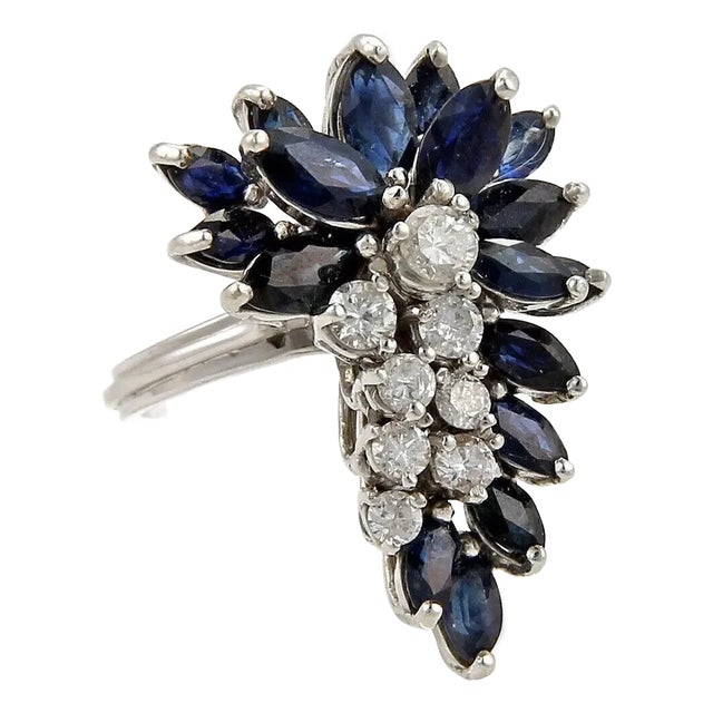Diamond & Sapphire 14k White Gold Cluster Ring, Size 6 For Sale
