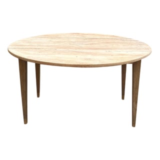 Early 20th Century Round Elm Table For Sale