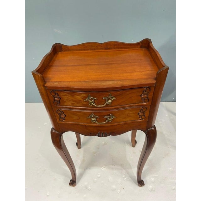 French Walnut Nightstands, 1920s, Set of 2 For Sale - Image 3 of 17