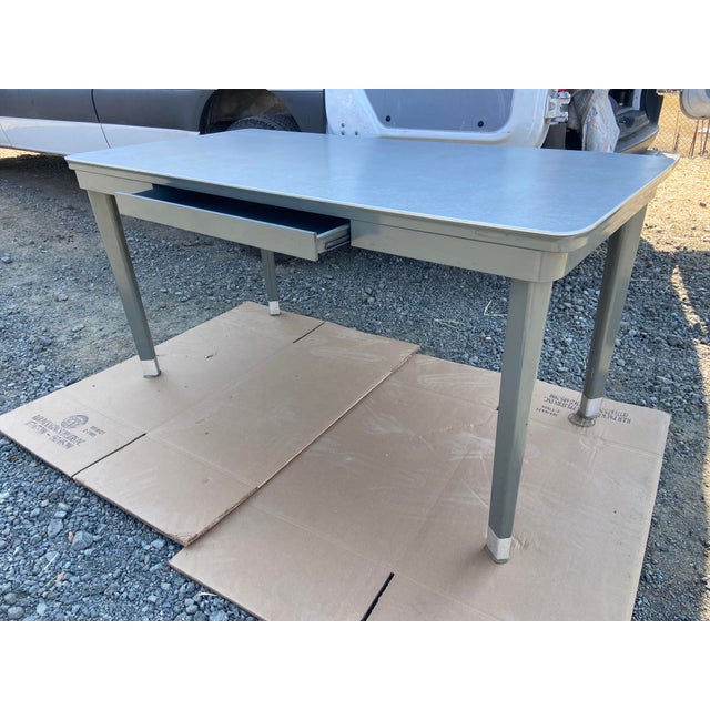 1950s Raymond Loewy Metal MCM for the General Fireproofing Company Tanker Desk Table For Sale - Image 9 of 18