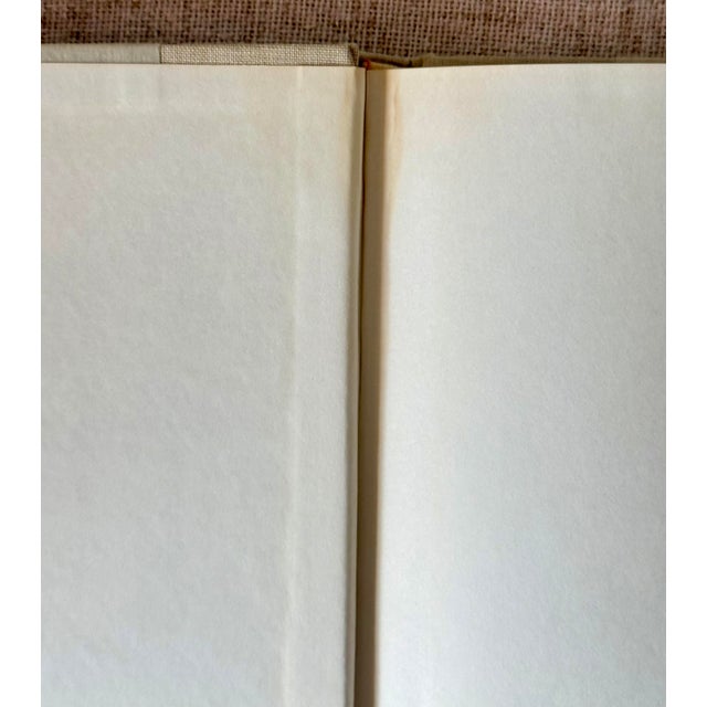 Signed Jane Fonda’s Workout Book (1981) | Vintage Fitness Hardcover With Dust Jacket For Sale - Image 18 of 18