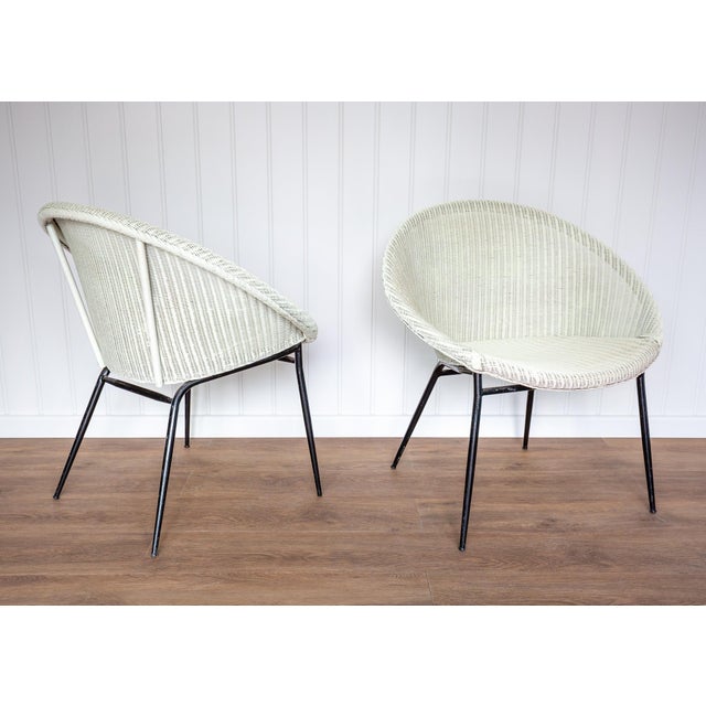 Mid-Century Modern Bauhaus Satellite Cocktail Lounge Chairs in Wicker and Steel by Lloyd Loom for Lusty, 1950s, Set of 2 For Sale - Image 18 of 18