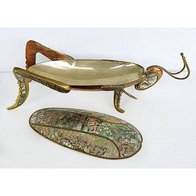 60s Mexican Mid-Century Abalone Shell Grasshopper Tray W/ Lid, Mixed Metals For Sale In Miami - Image 6 of 12