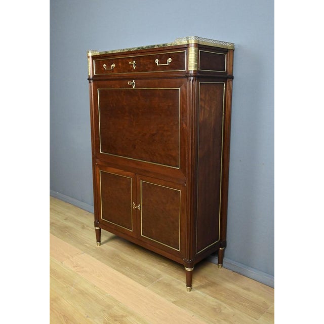 Louis XVI Mahogany Secretary, Late 18th Century For Sale - Image 11 of 18