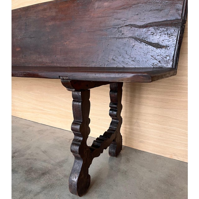 20th Century Spanish Renaissance Carved Walnut Bench Banquette "Escaño" For Sale - Image 12 of 18
