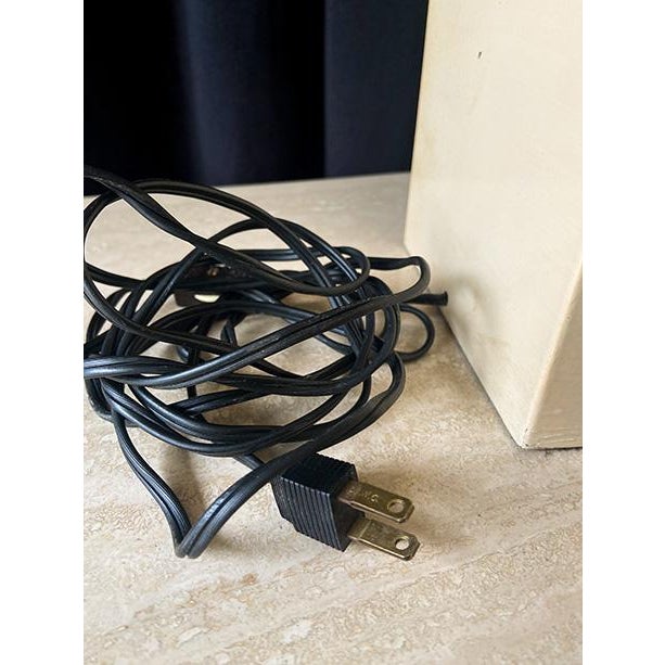 1970's Mid-Century Modern French Lilly Pad Table Lamp For Sale - Image 10 of 10